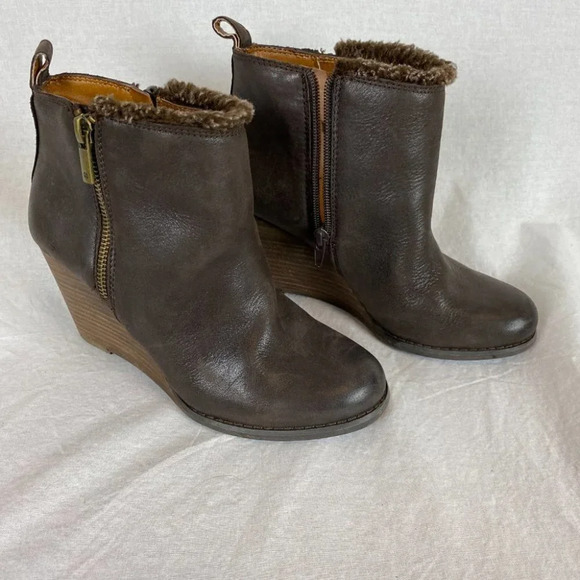 Lucky Brand Brown Leather Heeled Ankle Boots $99 - Picture 3 of 6